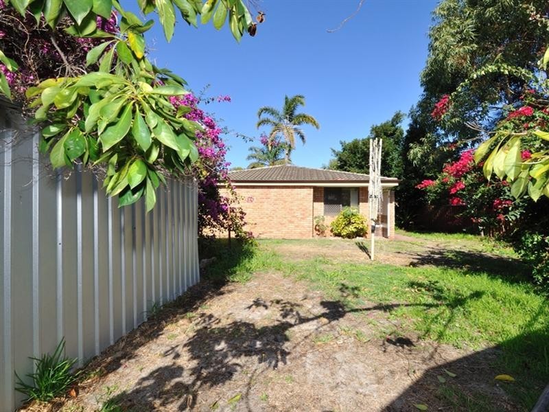 5B Nile Close, Halls Head WA 6210