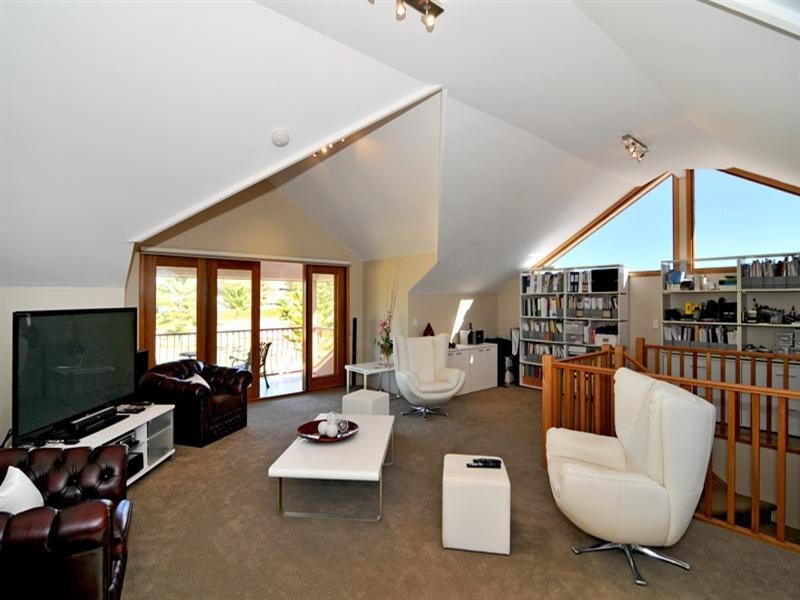 4 Lakeway Retreat, Dawesville WA 6211