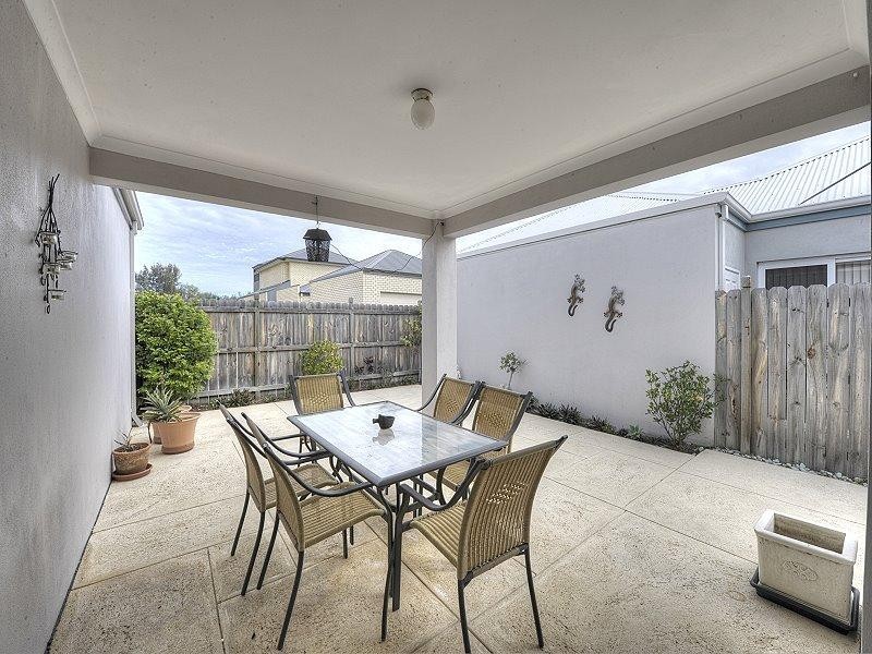 7 Pacifica Way, Dudley Park WA 6210