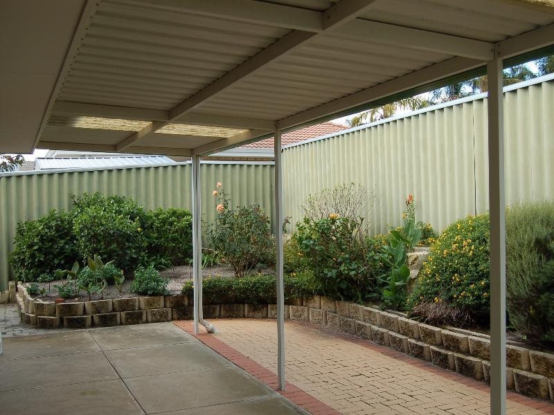 39B Everlasting Retreat, Halls Head WA 6210