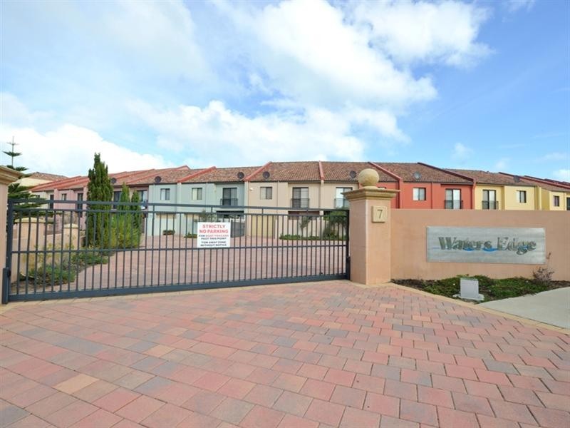 12/7 Village Mews, Wannanup WA 6210