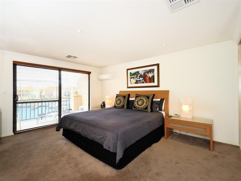 12/7 Village Mews, Wannanup WA 6210