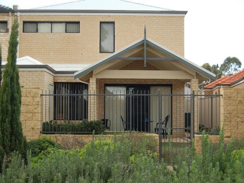 86/27 Meadow Springs Drive, Meadow Springs WA 6210