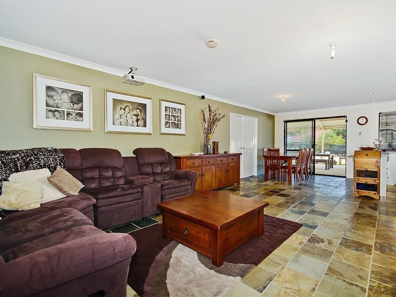 12 Exchequer Avenue, Greenfields WA 6210