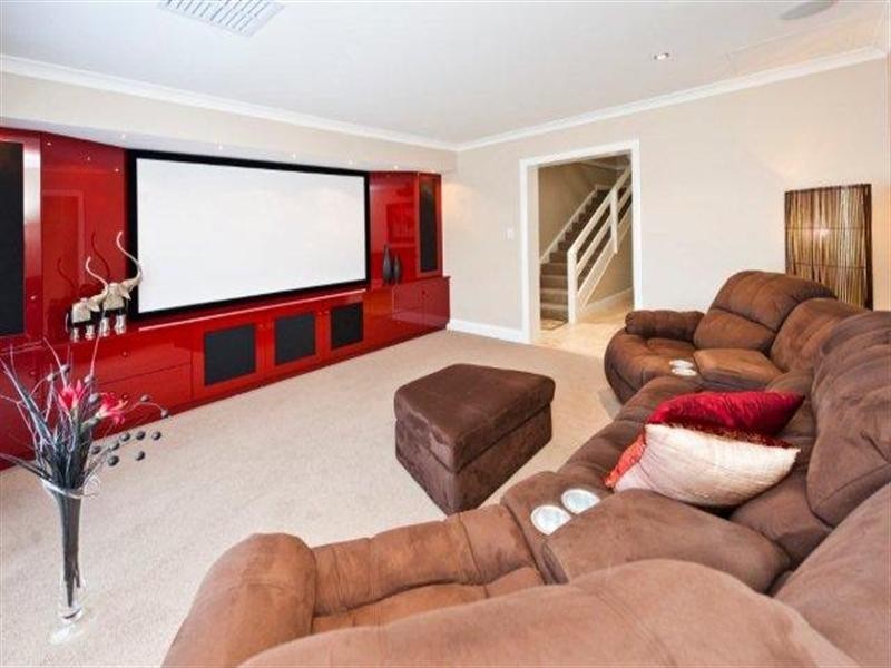 4 Torwood Edge, Halls Head WA 6210