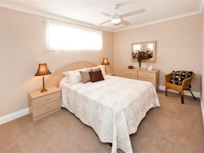 4 Torwood Edge, Halls Head WA 6210