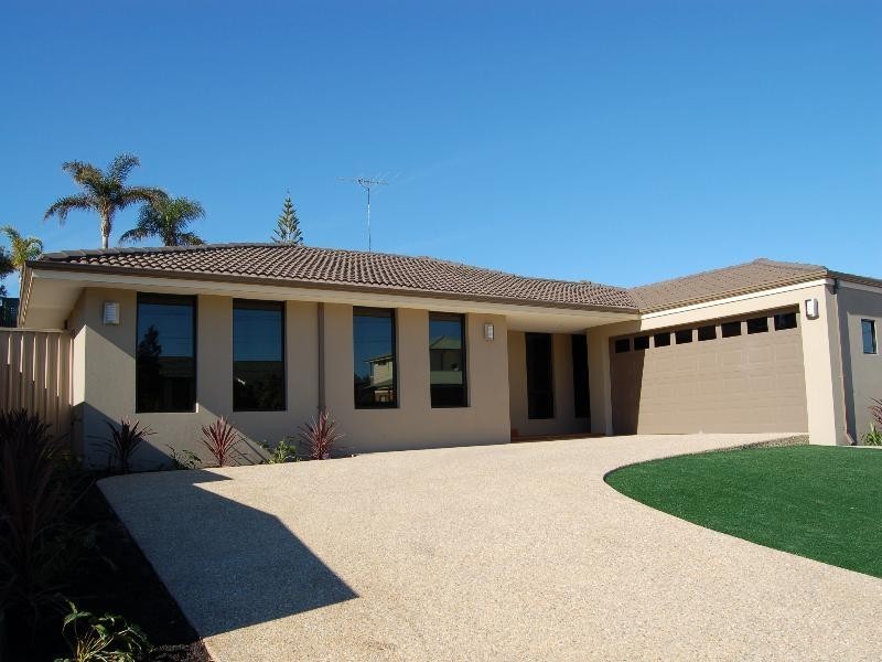 19 Collier Road, Silver Sands WA 6210