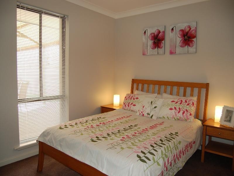 19 Collier Road, Silver Sands WA 6210