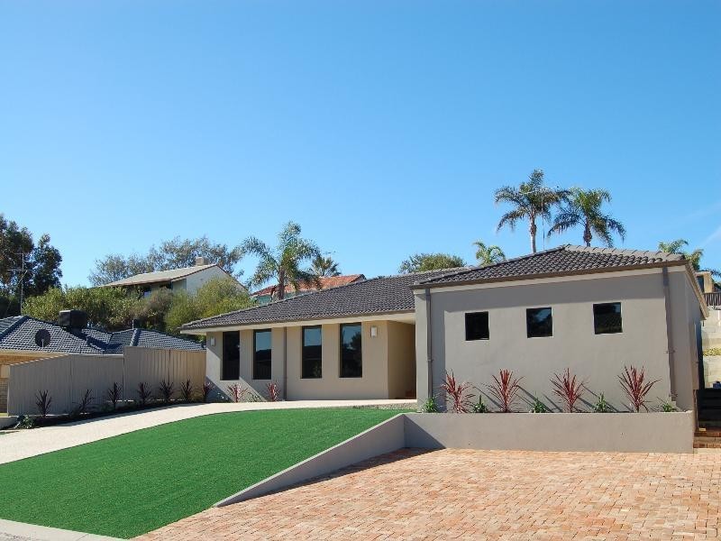 19 Collier Road, Silver Sands WA 6210