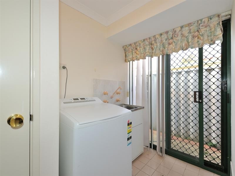 2 Birtles Grove, Erskine WA 6210