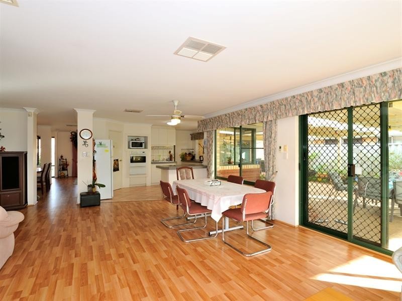 2 Birtles Grove, Erskine WA 6210