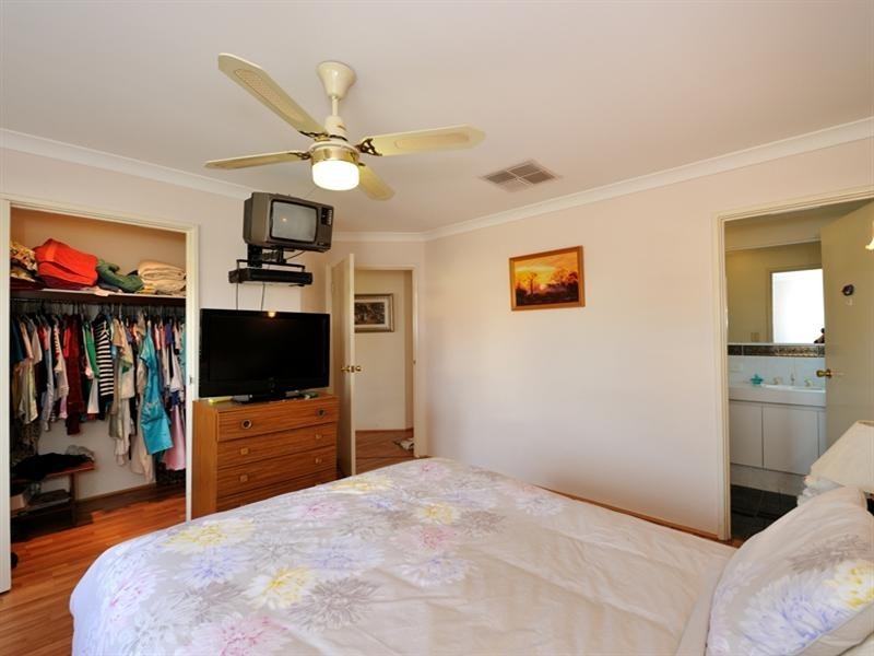 2 Birtles Grove, Erskine WA 6210