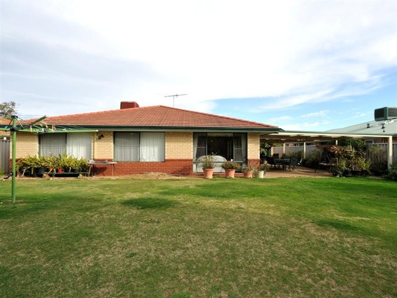 2 Birtles Grove, Erskine WA 6210