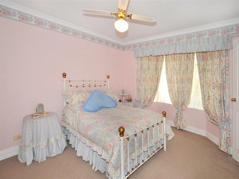 43 Lakeside Pkwy, Herron, Mandurah WA 6210