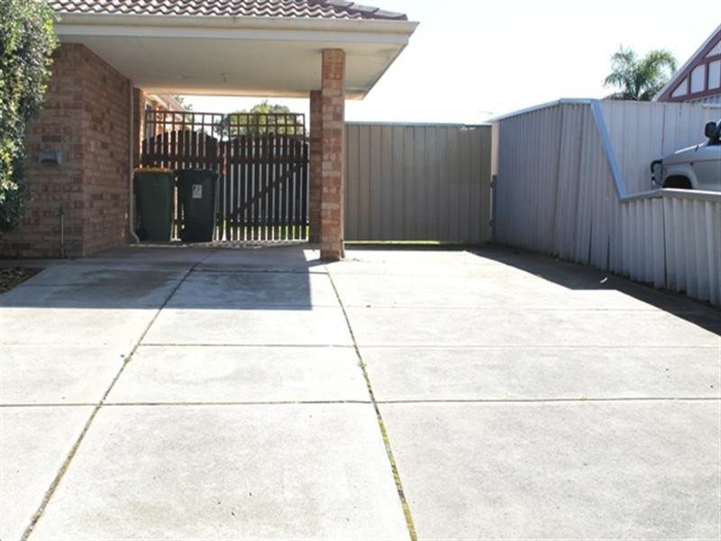 44 Waldron Boulevard, Greenfields WA 6210