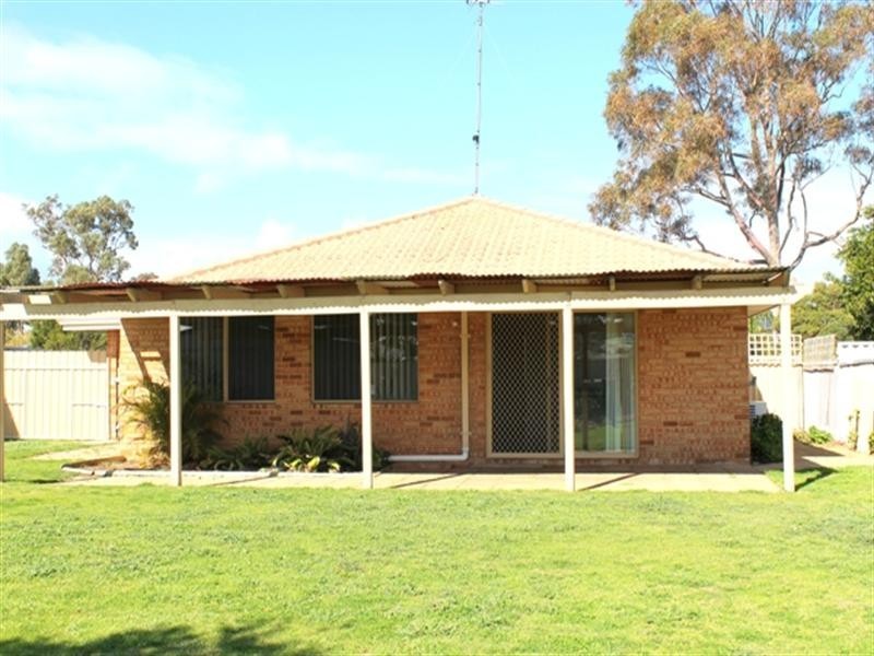 44 Waldron Boulevard, Greenfields WA 6210