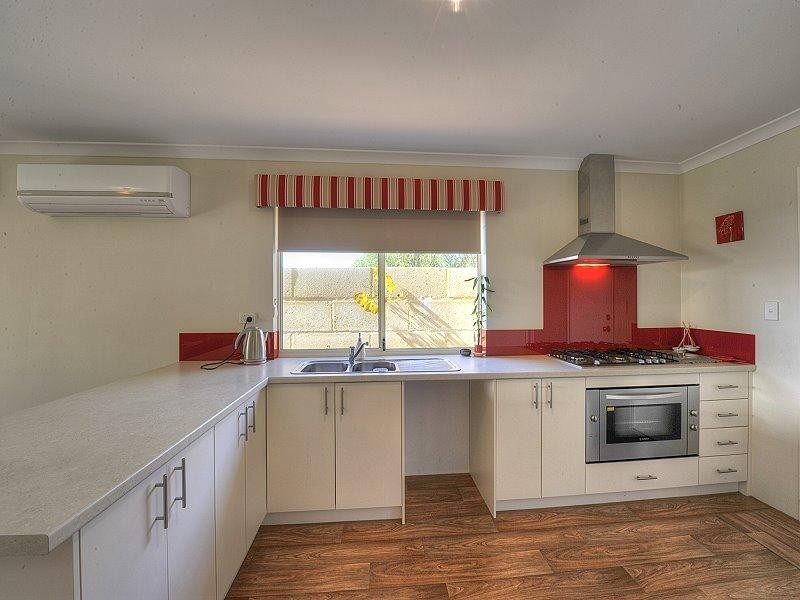 9 Honeydew Trail, Wannanup WA 6210