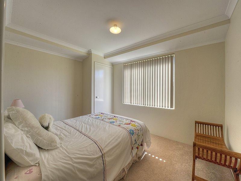 9 Honeydew Trail, Wannanup WA 6210