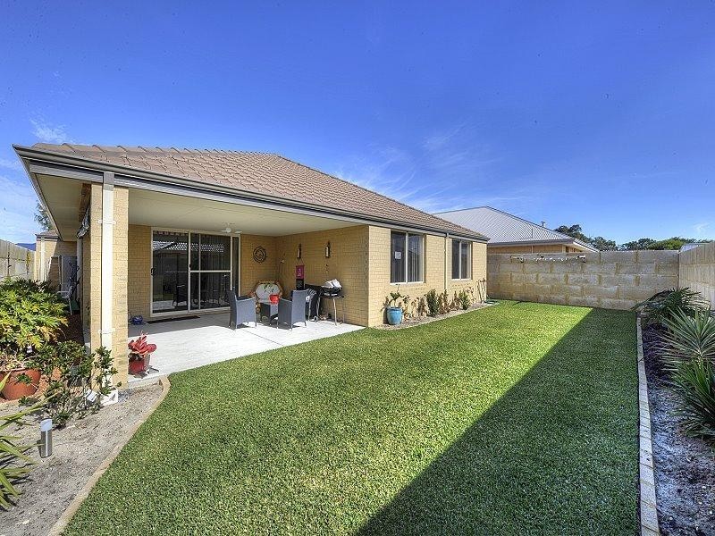 9 Honeydew Trail, Wannanup WA 6210