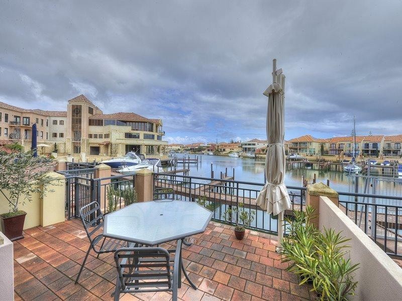 13/7 Village Mews, Wannanup WA 6210