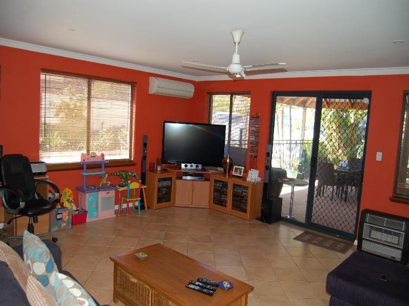 14 Blythwood Street, Dudley Park WA 6210