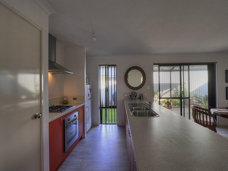 7 Ellerslie Avenue, Greenfields WA 6210