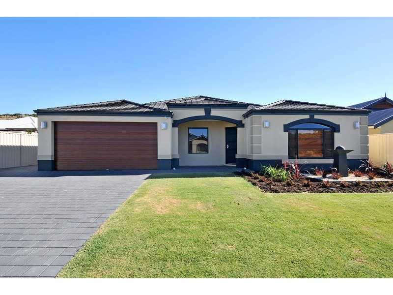 15 Laverton Rise, Dawesville WA 6211