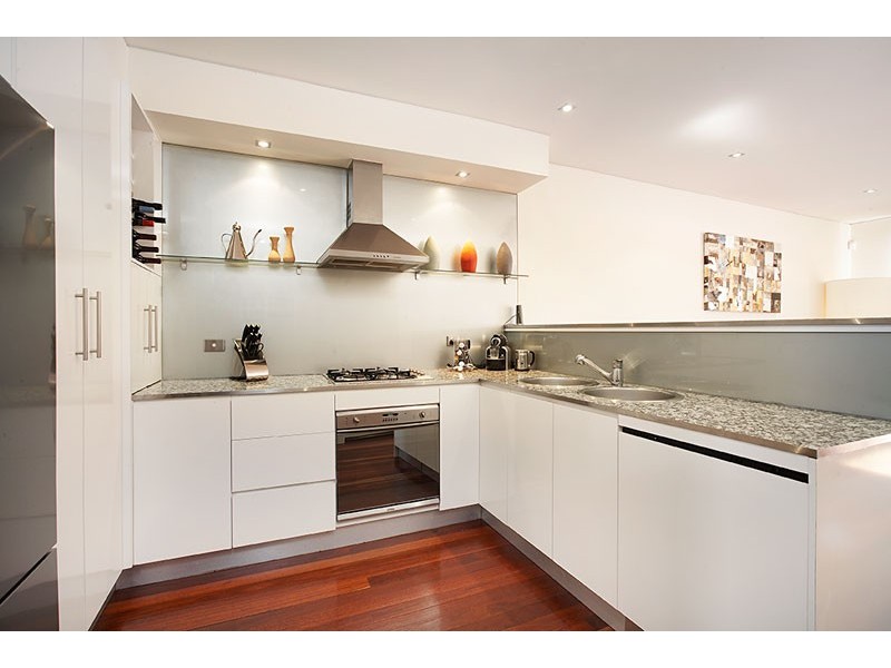 57 Ross Street, Port Melbourne VIC 3207