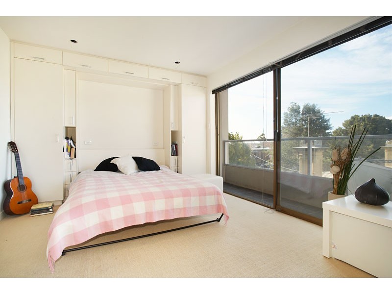 203/64 Wellington Street, St Kilda VIC 3182