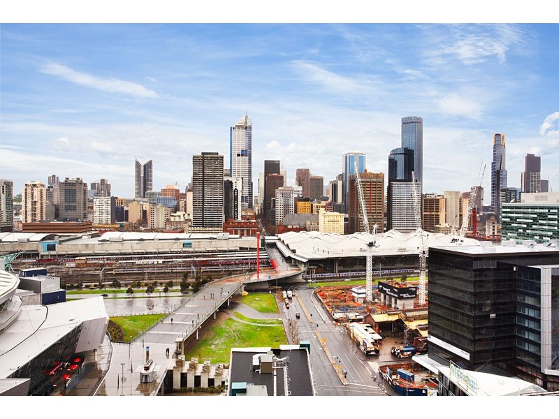 2306/100 Harbour Esplanade, Docklands VIC 3008