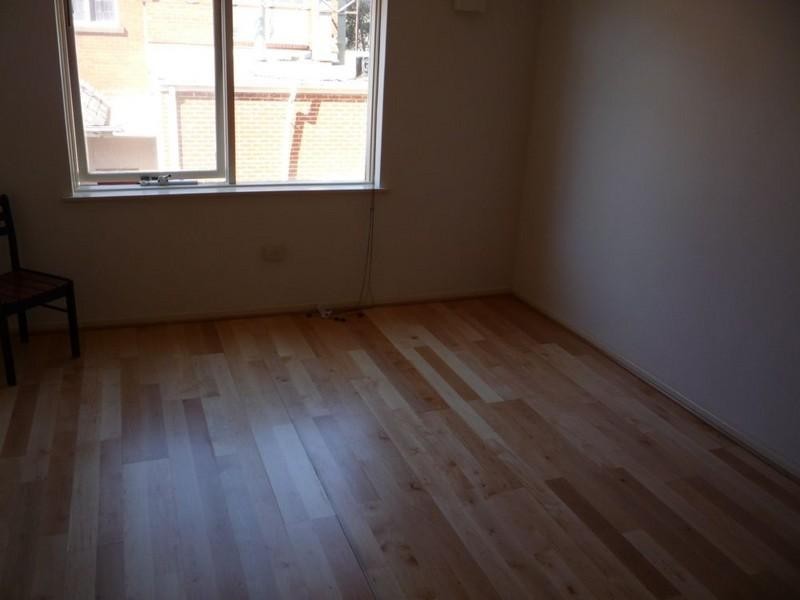 8/239 Canterbury Road, St Kilda VIC 3182