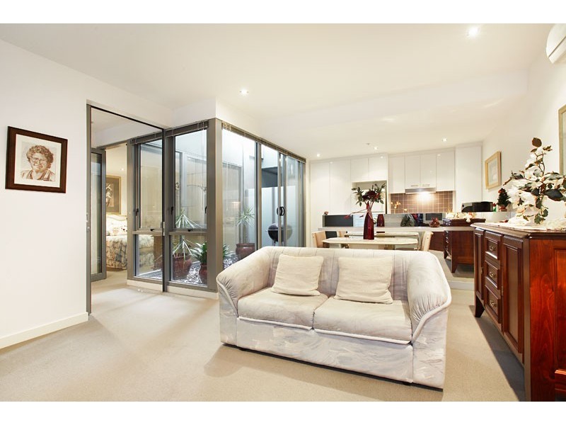 1.13/91 Dow Street, Port Melbourne VIC 3207