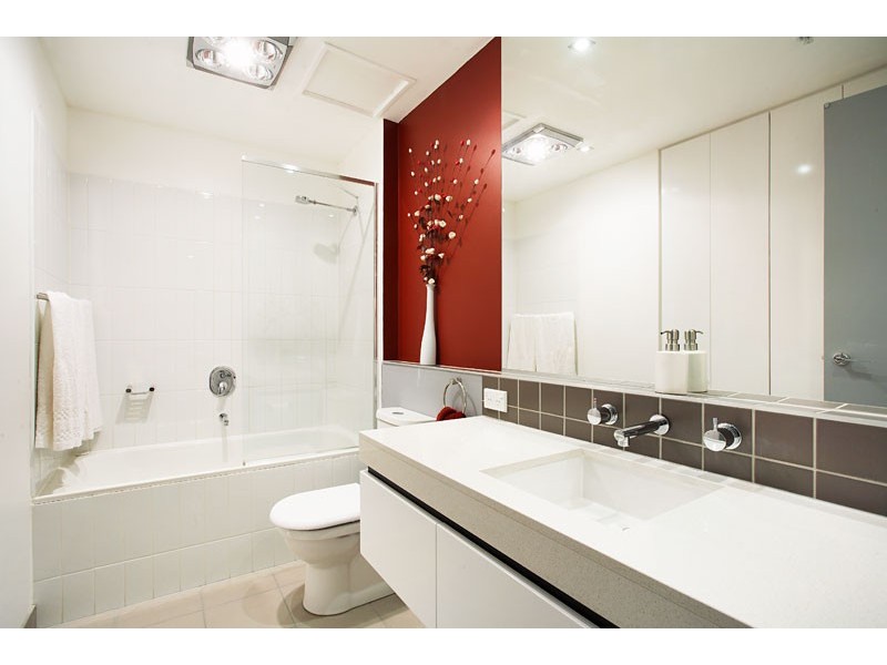 1.13/91 Dow Street, Port Melbourne VIC 3207