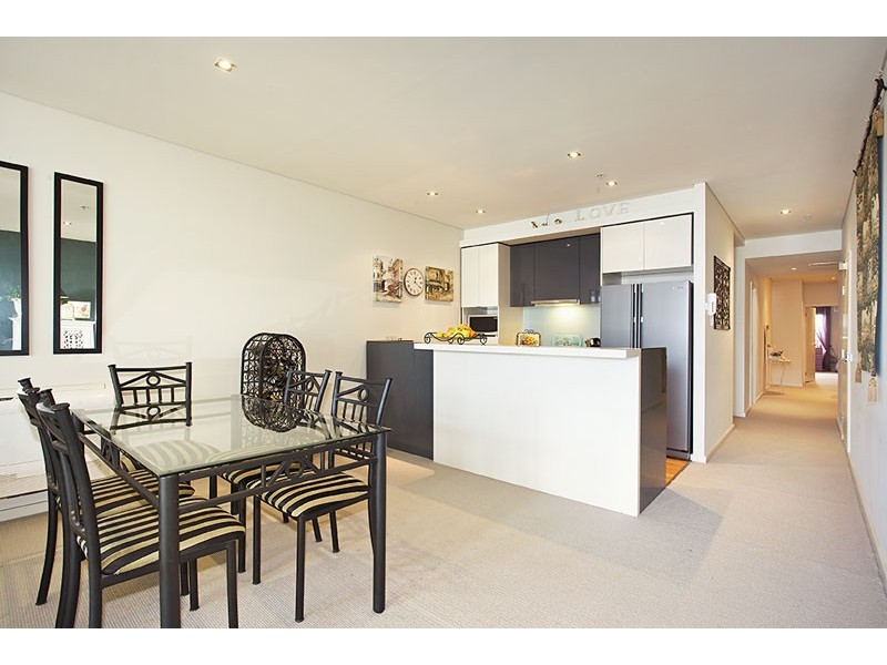 A301/86 Bay Street, Port Melbourne VIC 3207