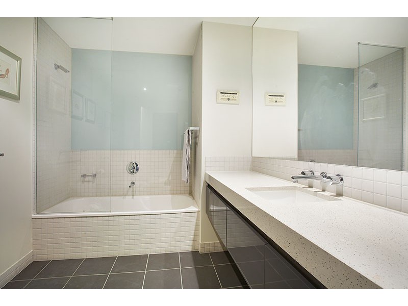 A301/86 Bay Street, Port Melbourne VIC 3207