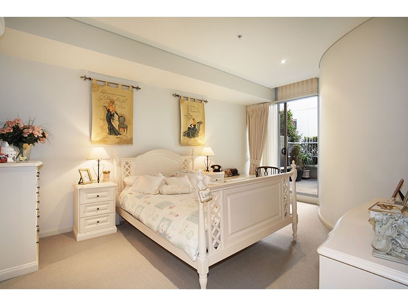 A301/86 Bay Street, Port Melbourne VIC 3207