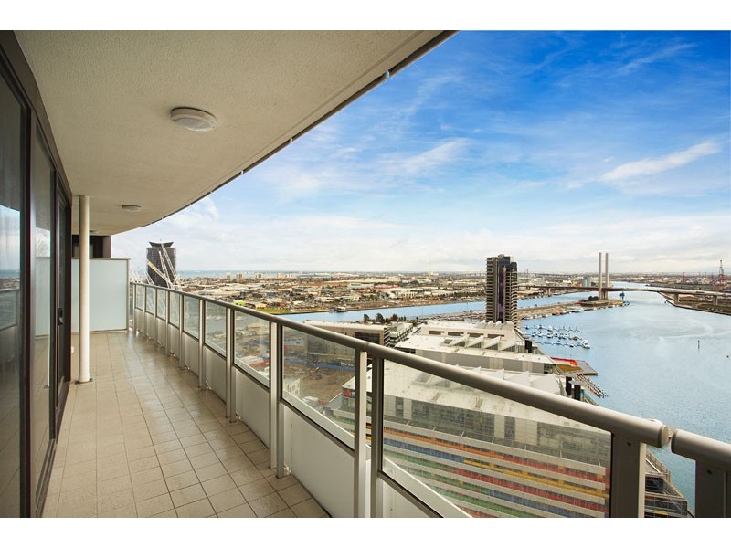 2903/100 Harbour Esplanade, Docklands VIC 3008