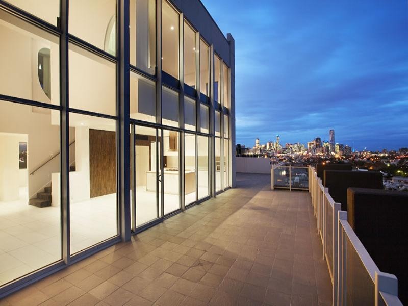 E902/126 Rouse Street, Port Melbourne VIC 3207