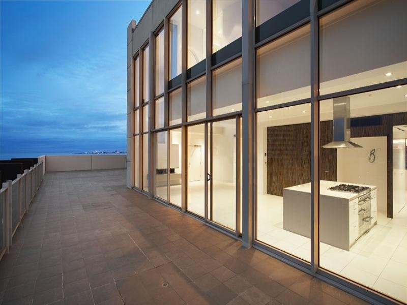 E902/126 Rouse Street, Port Melbourne VIC 3207