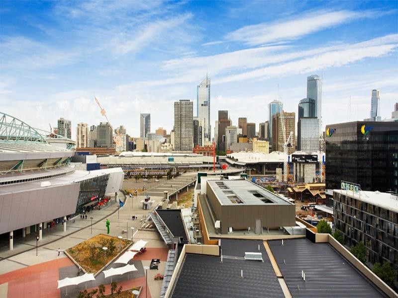 1308/100 Harbour Esplanade, Docklands VIC 3008