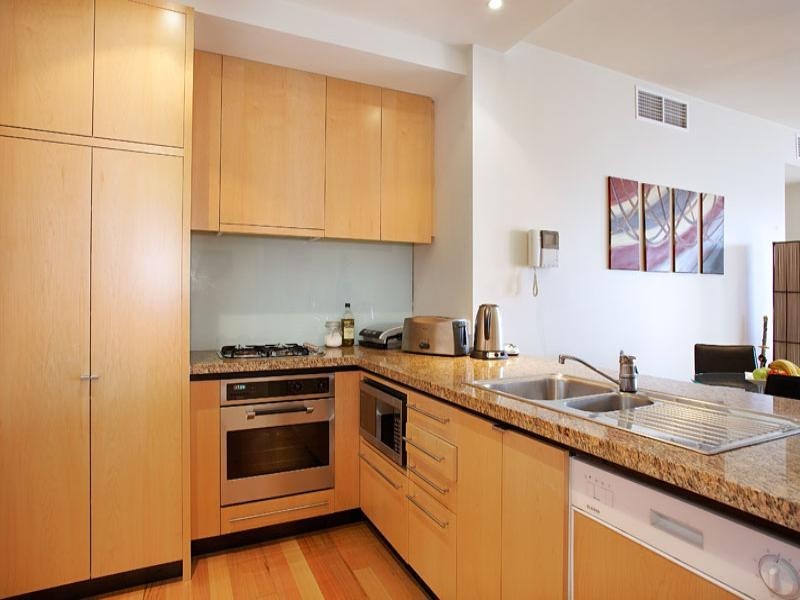 1906/80 Clarendon Street, Southbank VIC 3006