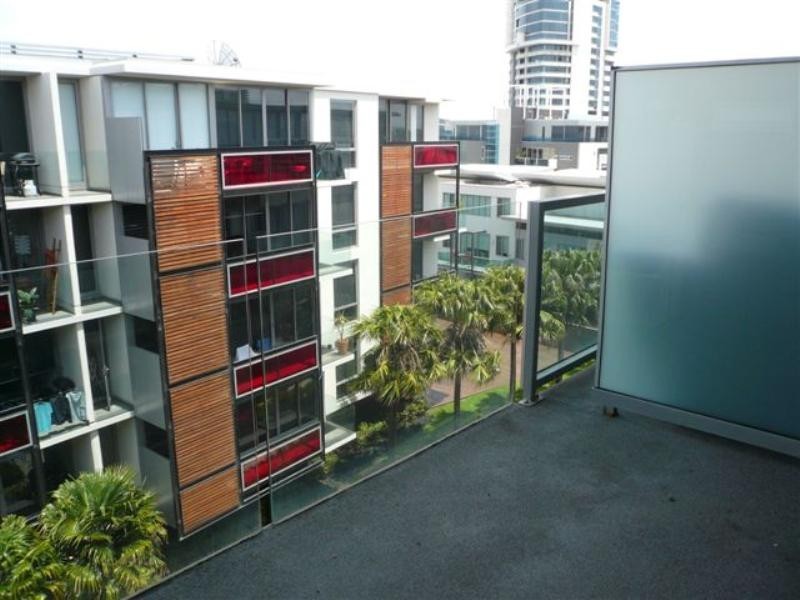 507/1 Danks Street, Port Melbourne VIC 3207