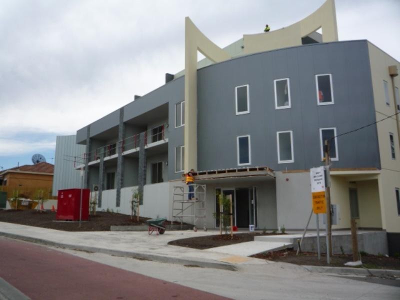 23/14 BELL Street, Coburg VIC 3058