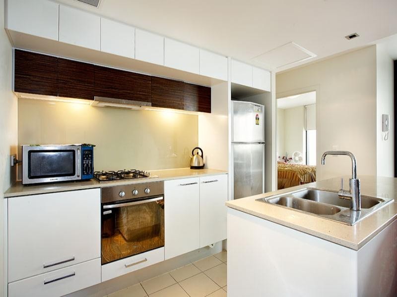 3408/100 Harbour Esplanade, Docklands VIC 3008