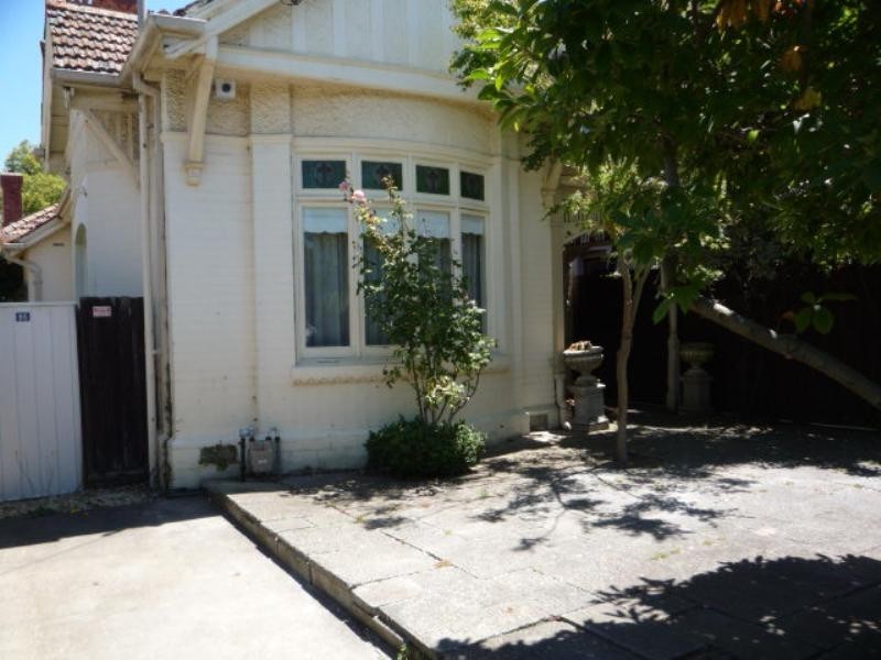 95 Mathoura Road, Toorak VIC 3142