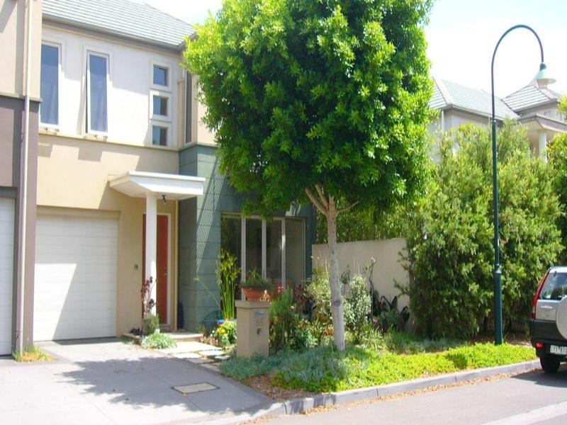 55 The Crescent, Port Melbourne VIC 3207