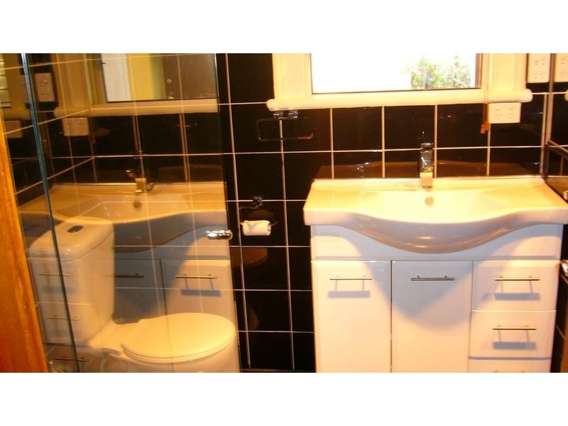 30 Gellibrand Road, Port Melbourne VIC 3207