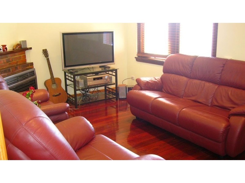 30 Gellibrand Road, Port Melbourne VIC 3207