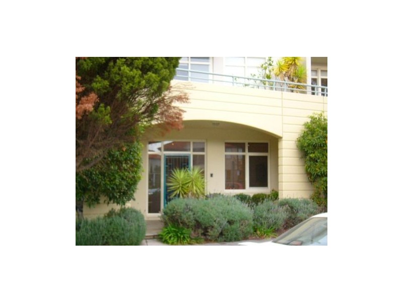 7/105 Beach Street, Port Melbourne VIC 3207