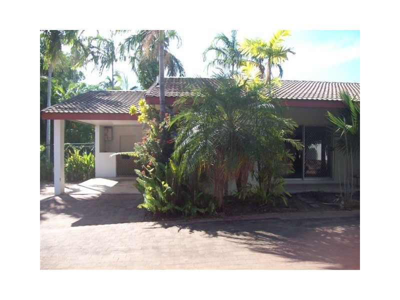 7 Livistonia, Karama NT 0812